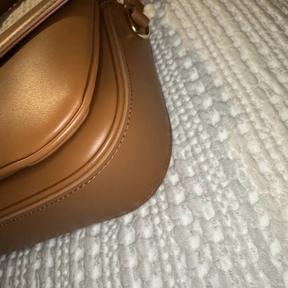 Louis Vuitton Swing shoulder/handbag with charm - Picture 4 of 11